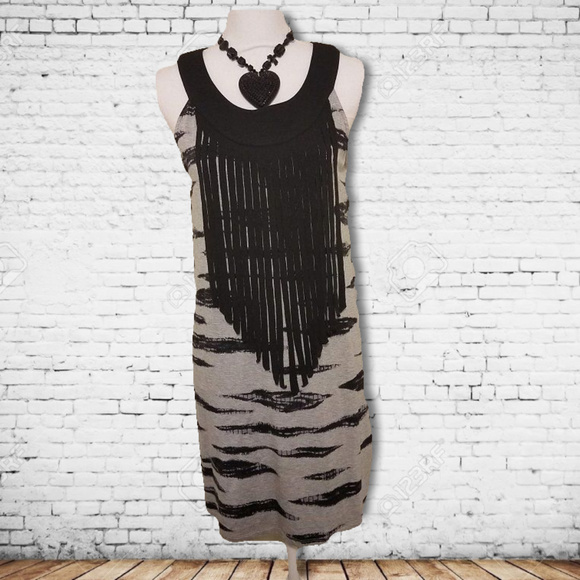 Kensie Dresses & Skirts - Kensie Shift Dress w/ Tassel Accent NWOT